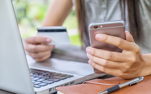 人歇錢不歇 拿起手機(jī)隨時隨地來理財